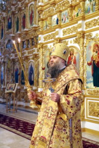 Преосвященный Савва совершил диаконскую хиротонию в Свято-Николаевском кафедральном соборе г.Валуйки.